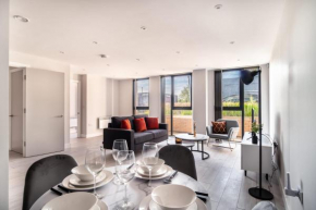 Modern 3 Bedroom Manchester Apartment